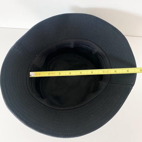 Keep It Juicy Johnsonville Black Bucket Hat, black with logo - Picture 5 of 5